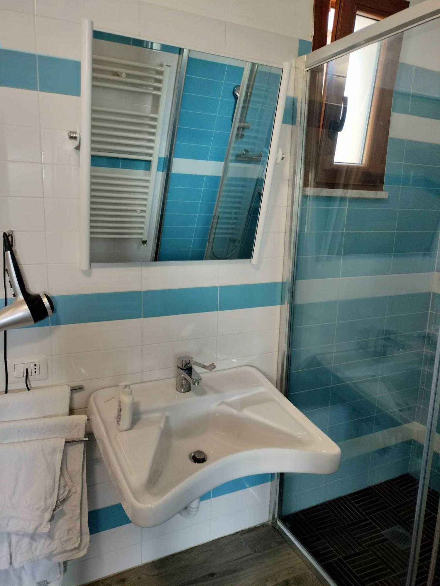 Double Room Private Bathroom