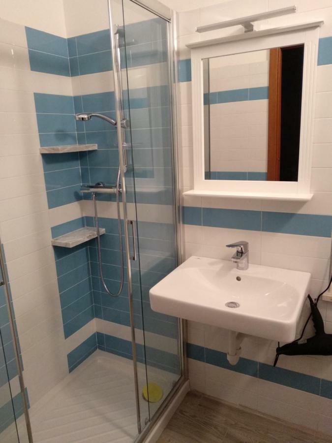 Twin Room Private Bathroom